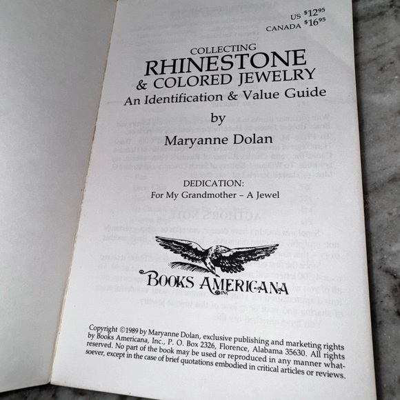 Rhinestone Jewelry Collector’s Handbooks Lot - Picture 5 of 8